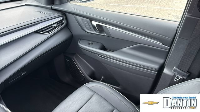 Used 2026 Buick Enclave Sport Touring FWD image 9