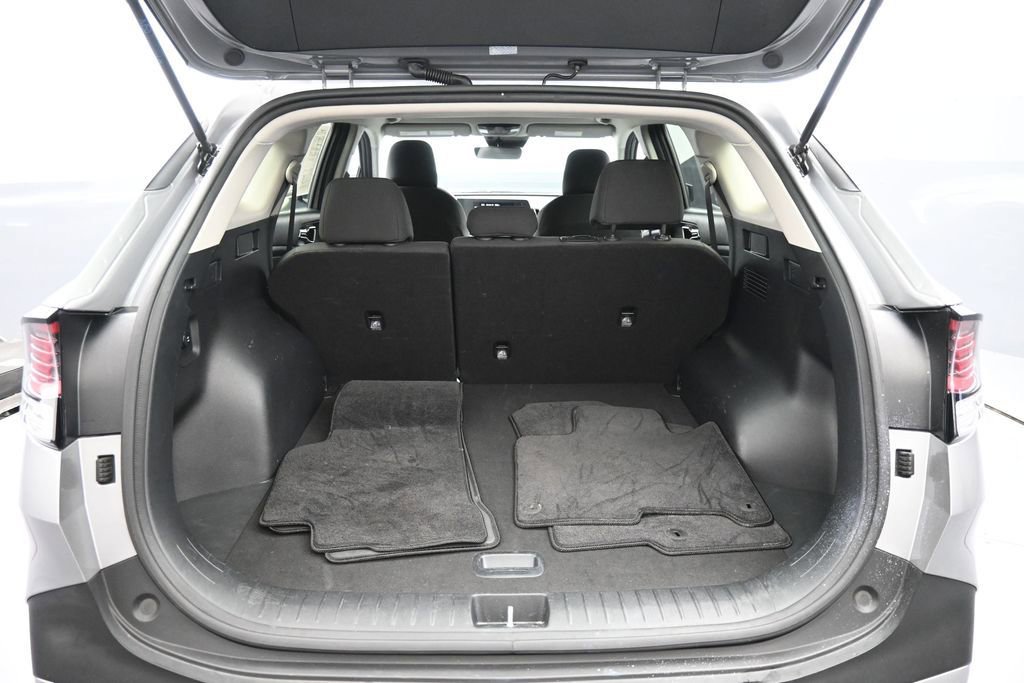 Certified 2025 Kia Sportage LX FWD image 21
