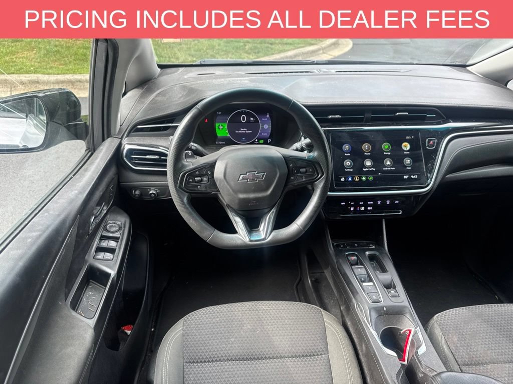 Used 2023 Chevrolet Bolt LT w/ Driver Confidence Package FWD image 4