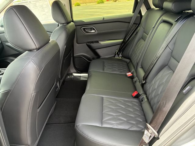 New 2026 Nissan Rogue Platinum w/ Platinum Premium Package AWD/4WD image 30