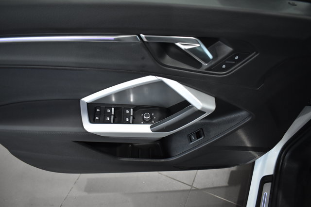 Used 2021 Audi Q3 2.0T Premium Plus w/ Premium Plus Package image 31