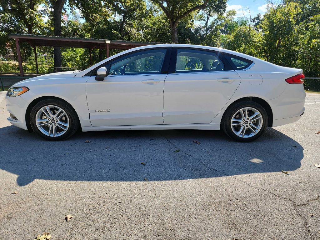 Used 2018 Ford Fusion S image 4