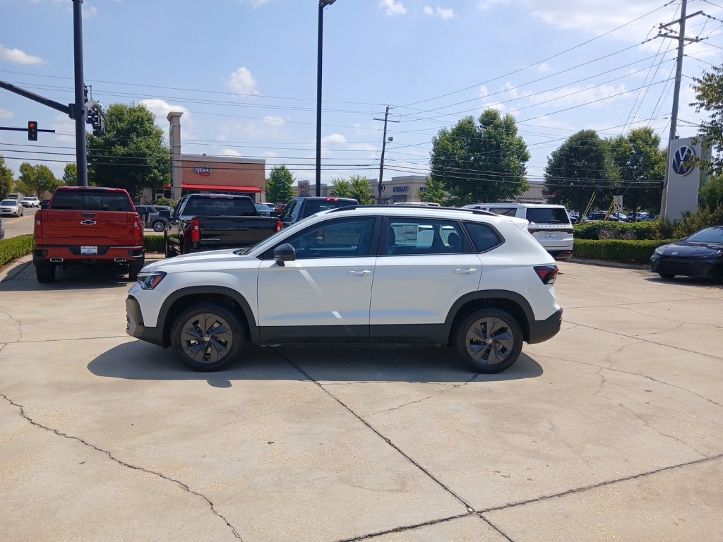New 2027 Volkswagen Taos S FWD image 4
