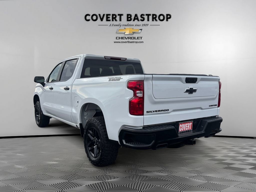 Certified 2025 Chevrolet Silverado 1500 Custom Trail Boss w/ Dark Appearance Package image 4