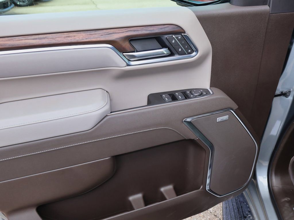 New 2026 GMC Sierra 1500 SLT w/ SLT Premium Plus Package image 8