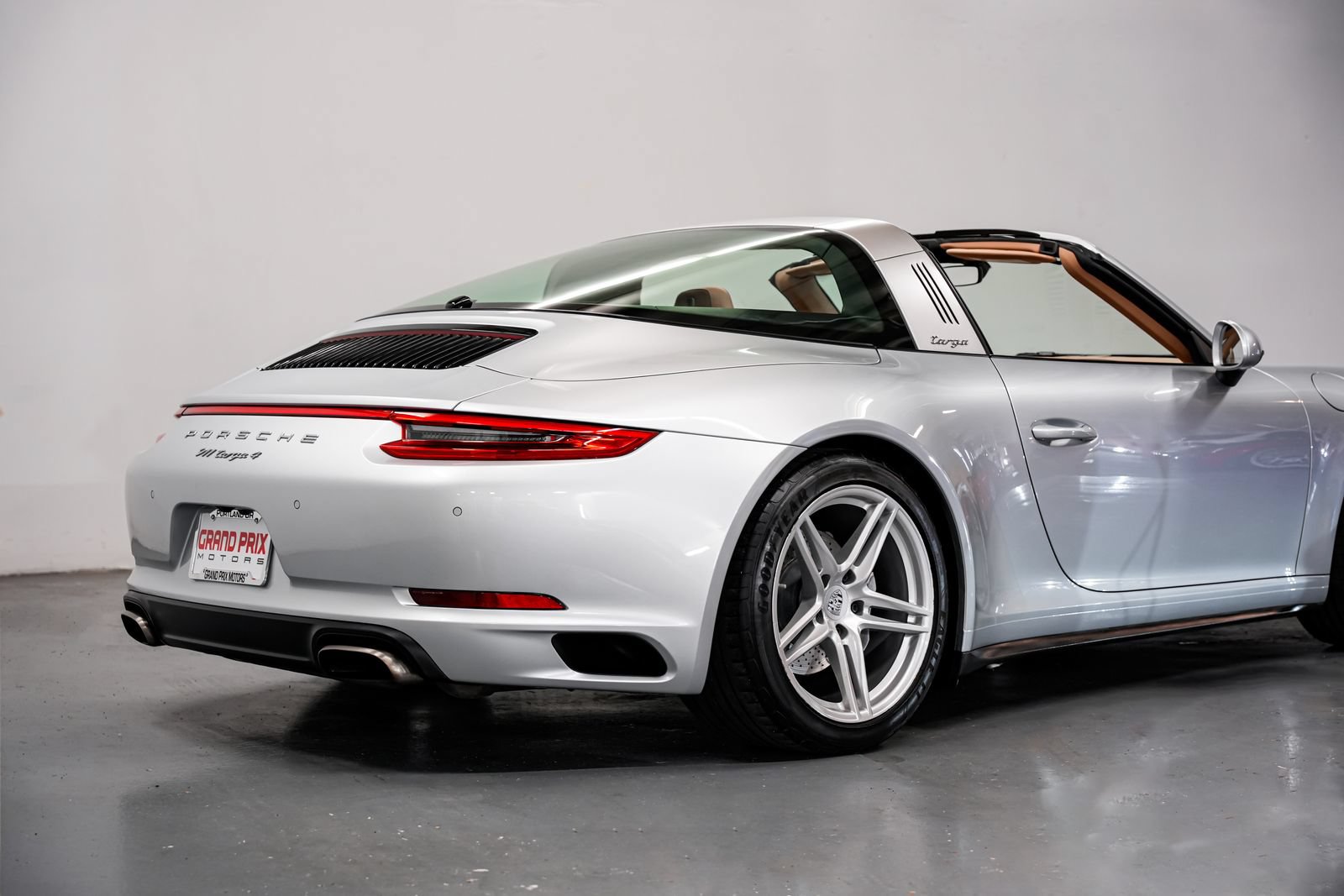 Used 2017 Porsche 911 Targa 4 AWD/4WD image 26