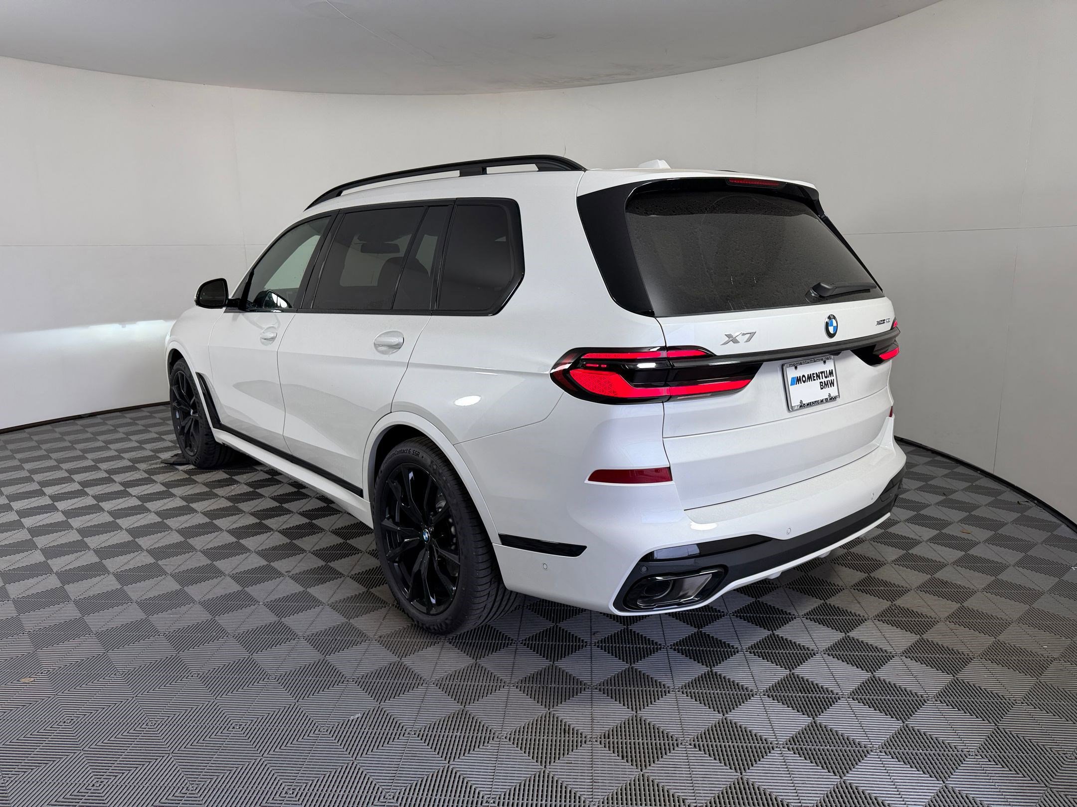 New 2027 BMW X7 xDrive40i AWD/4WD image 3