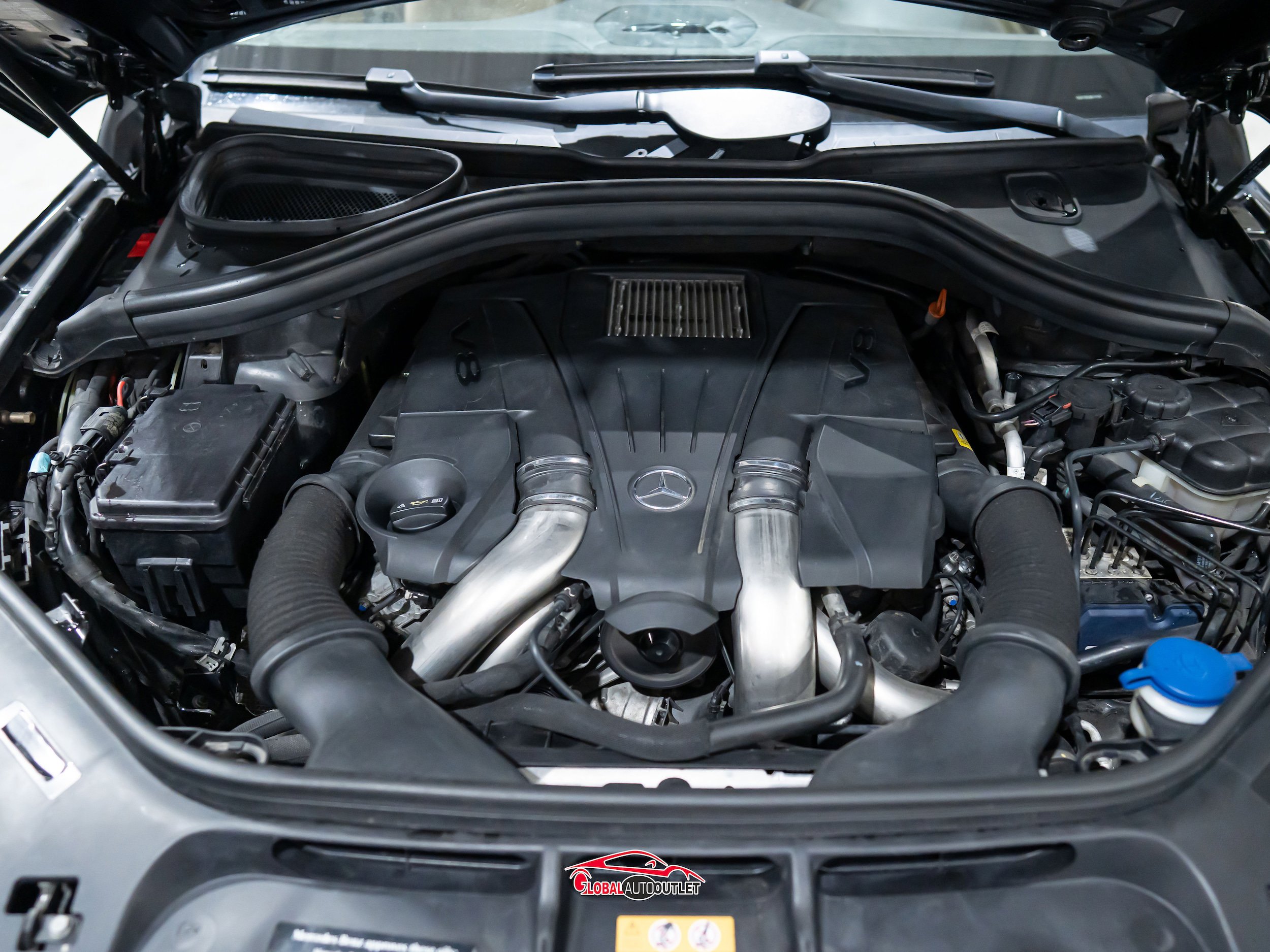 Used 2018 Mercedes-Benz GLS 550 4MATIC w/ Driver Assistance Package image 56