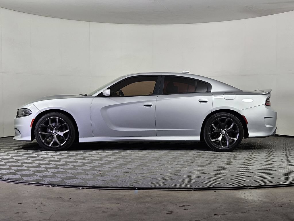 Used 2019 Dodge Charger R/T RWD image 3