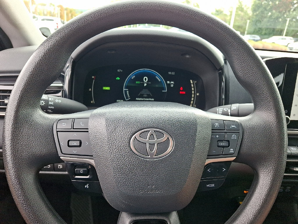 Used 2025 Toyota Camry LE FWD image 20