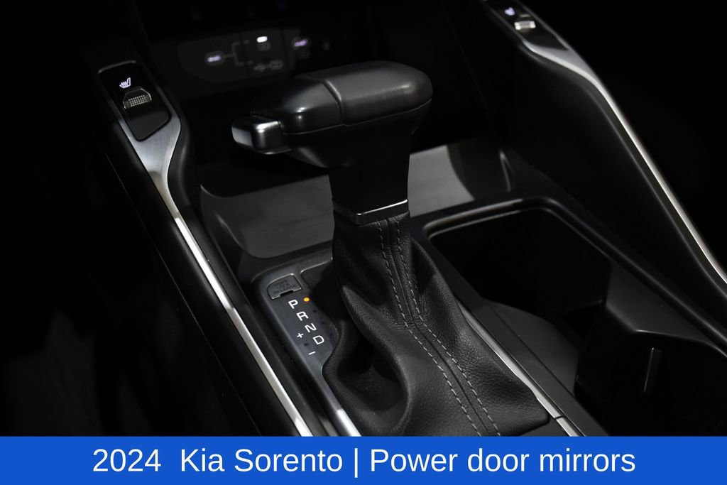 Used 2024 Kia Sorento S FWD image 23