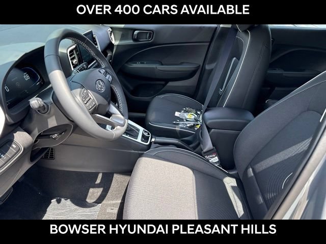 New 2026 Hyundai Venue SEL FWD image 4