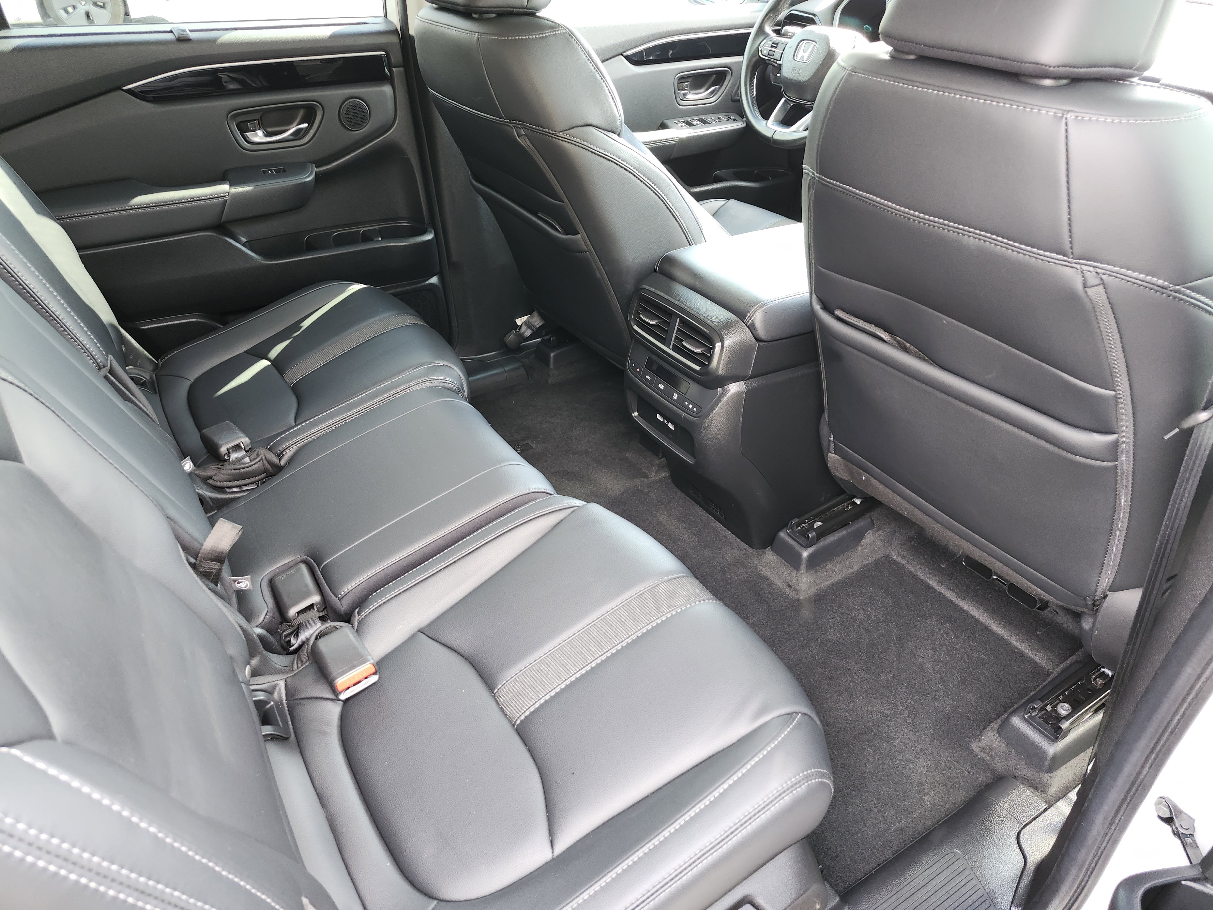 Used 2023 Honda Pilot Touring image 24