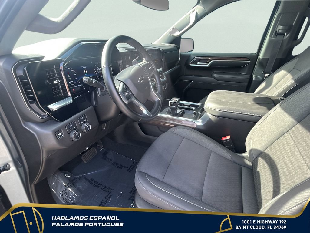 Certified 2025 Chevrolet Silverado 1500 RST AWD/4WD image 14