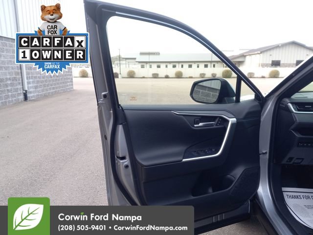 Used 2025 Toyota RAV4 XSE w/ Advanced Technology Package image 10