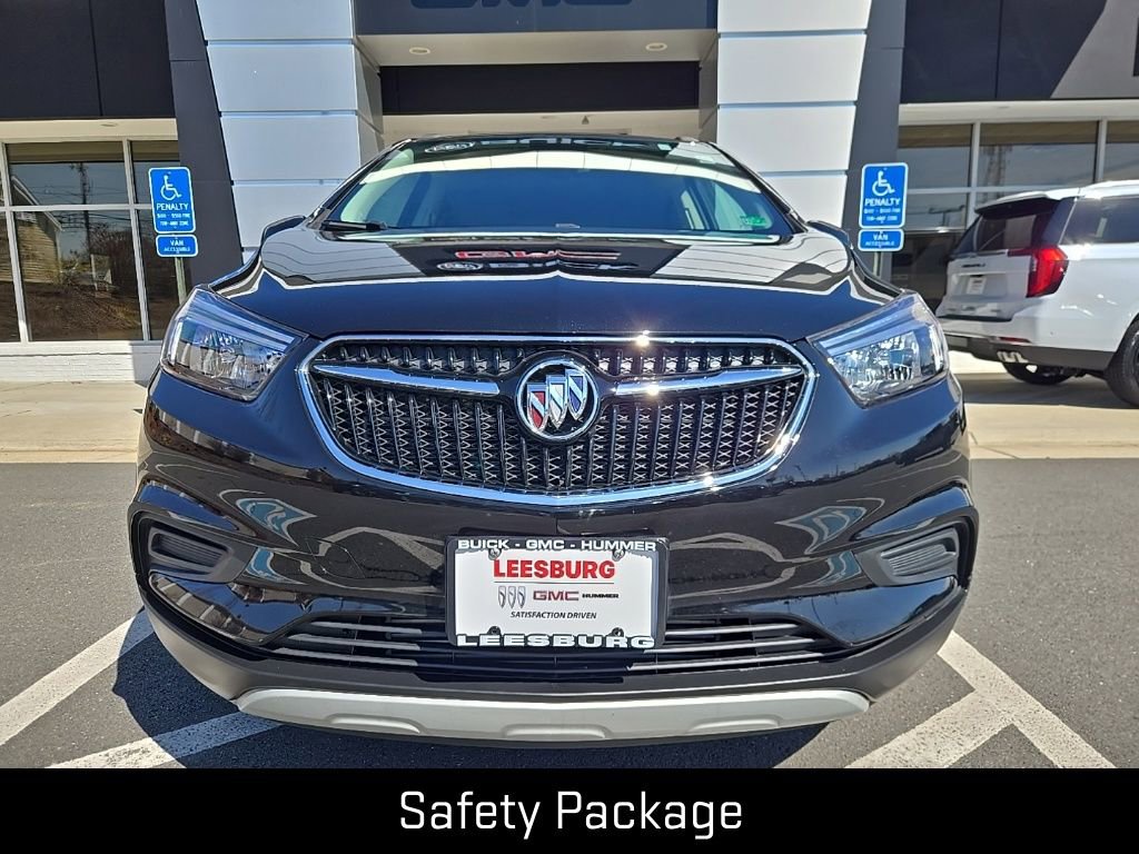 Used 2022 Buick Encore Preferred w/ Safety Package image 2