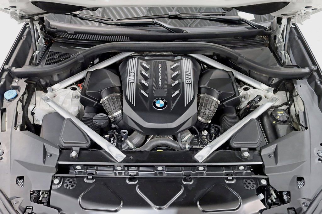 Used 2022 BMW X5 M50i image 44