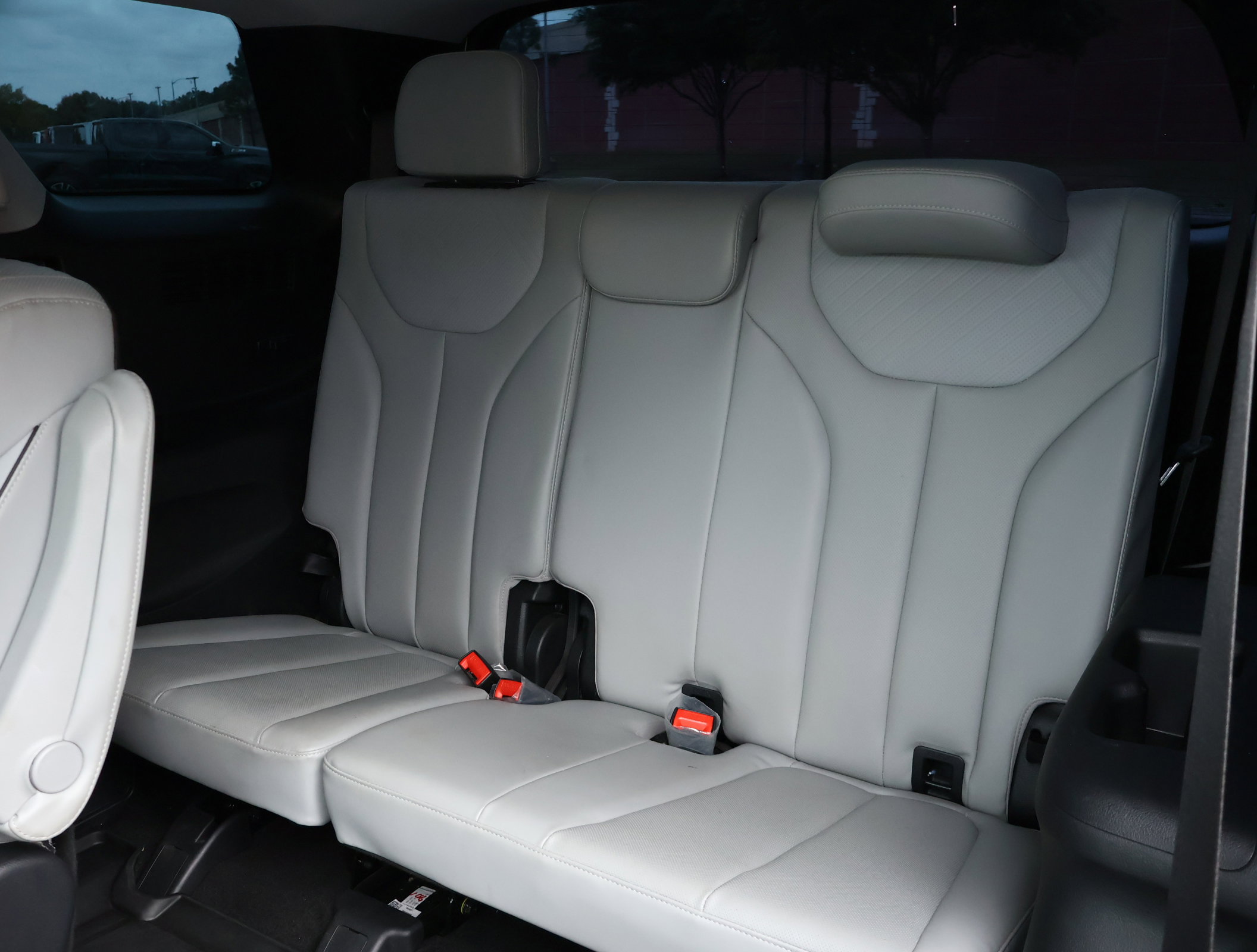 Used 2023 Hyundai Palisade SEL w/ Premium Package AWD/4WD image 26