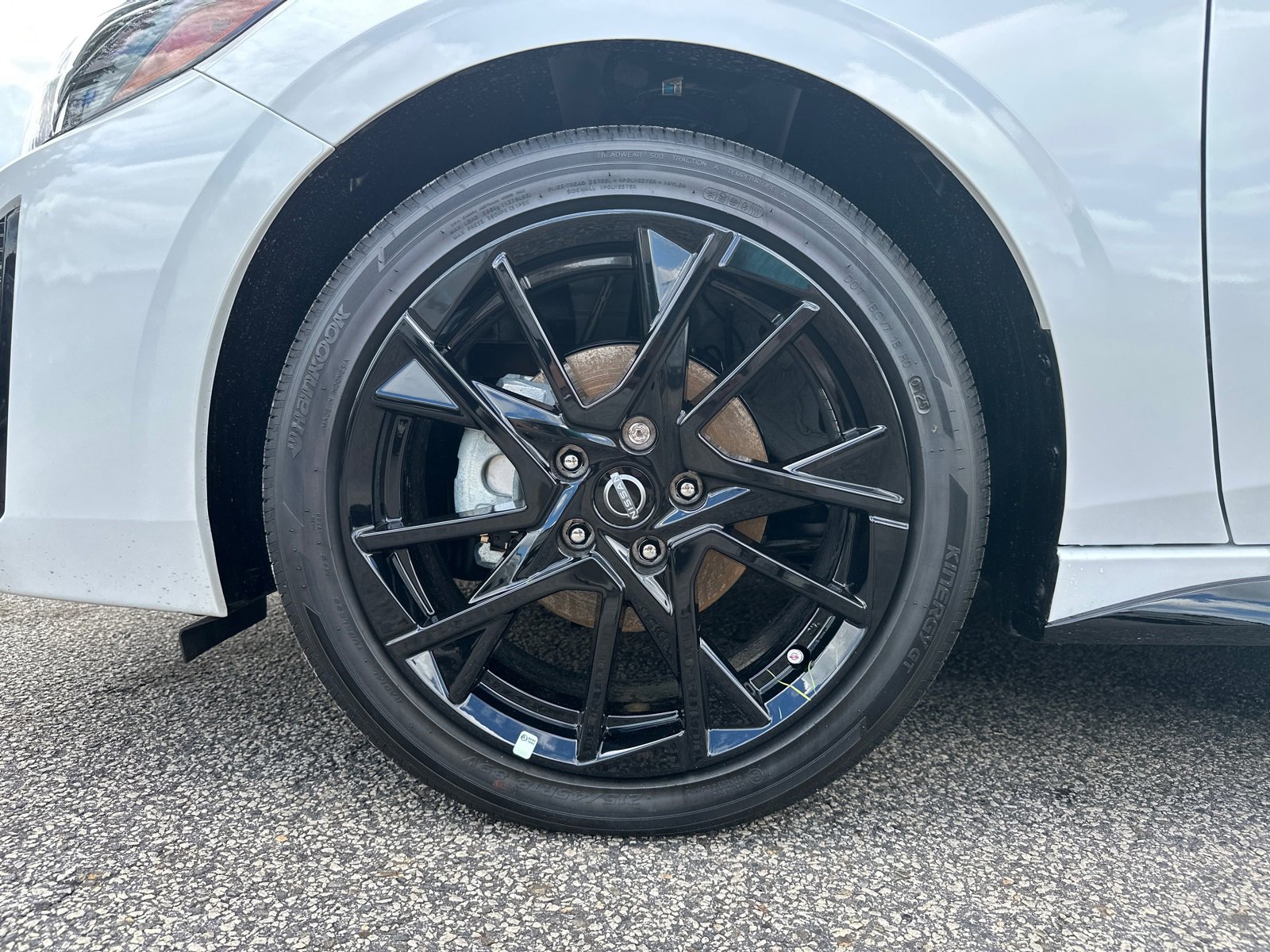 New 2025 Nissan Sentra SR w/ Midnight Edition image 11