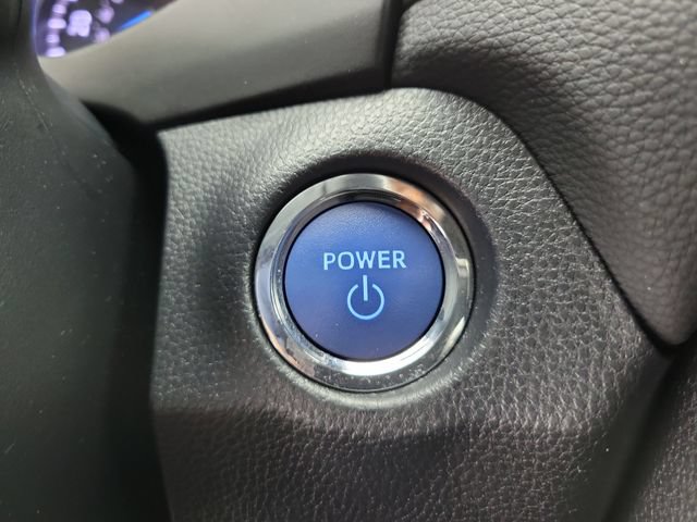 Used 2022 Toyota RAV4 SE AWD/4WD image 31