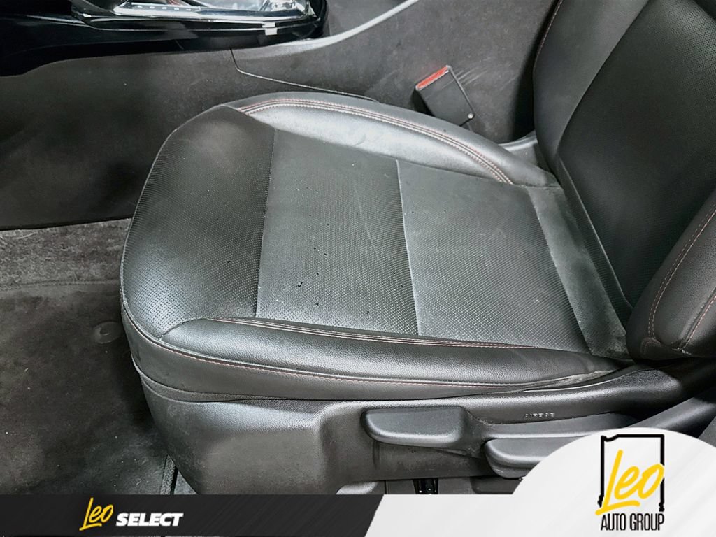 Used 2024 Chevrolet Trax RS FWD image 21