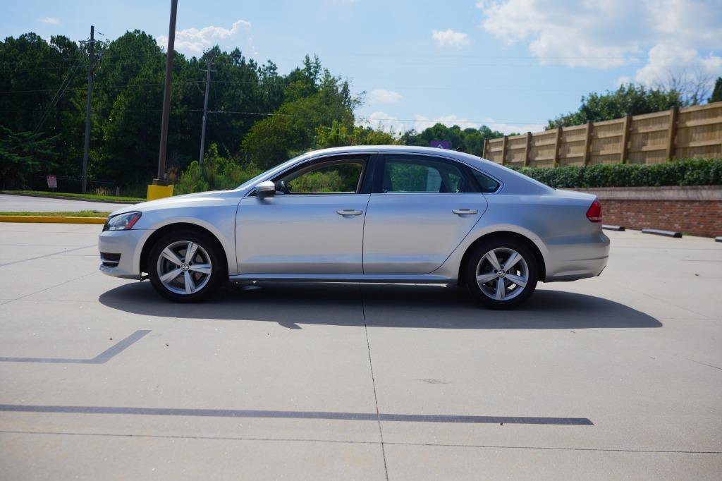 Used 2012 Volkswagen Passat 2.5 SE image 8
