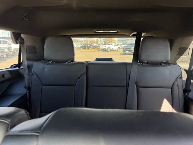 Used 2022 Chevrolet Tahoe Z71 w/ Z71 Off-Road Package AWD/4WD image 20