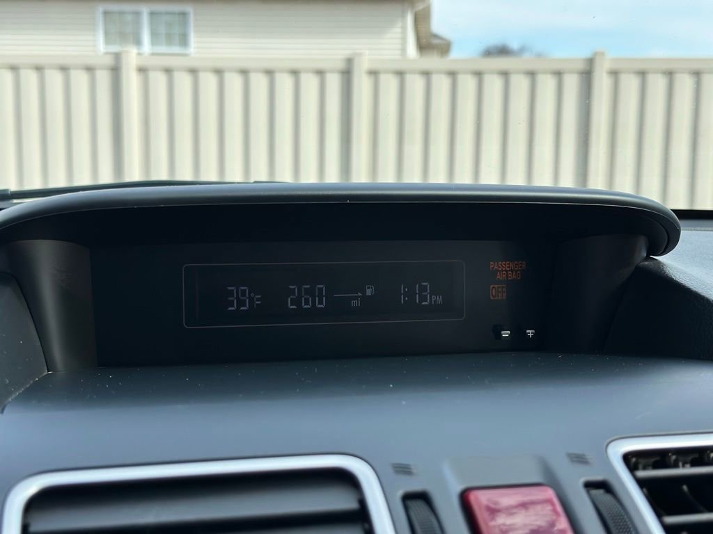 Used 2016 Subaru Crosstrek 2.0i Premium w/ Moonroof Package image 34