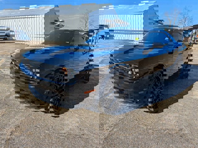 Used 2023 Dodge Challenger SXT image 8