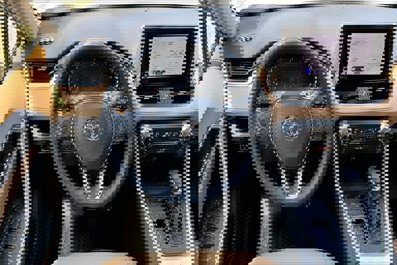 Used 2024 Toyota RAV4 XLE Premium image 6