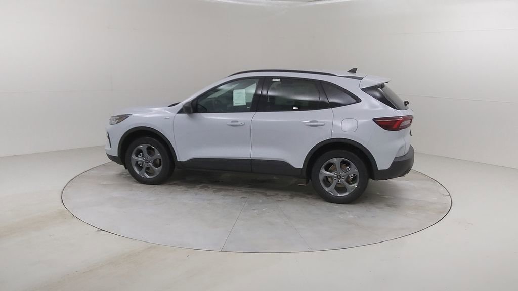 New 2026 Ford Escape ST-Line w/ Tech Pack #1 image 17