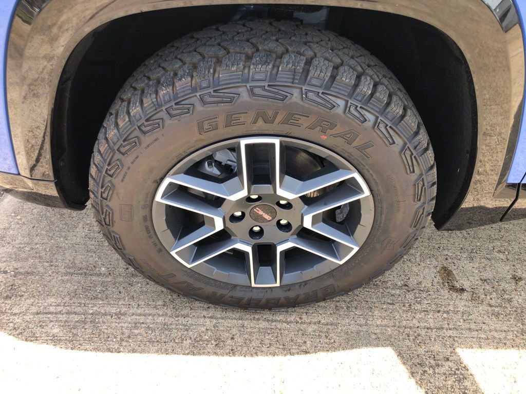 New 2026 GMC Terrain AT4 image 44