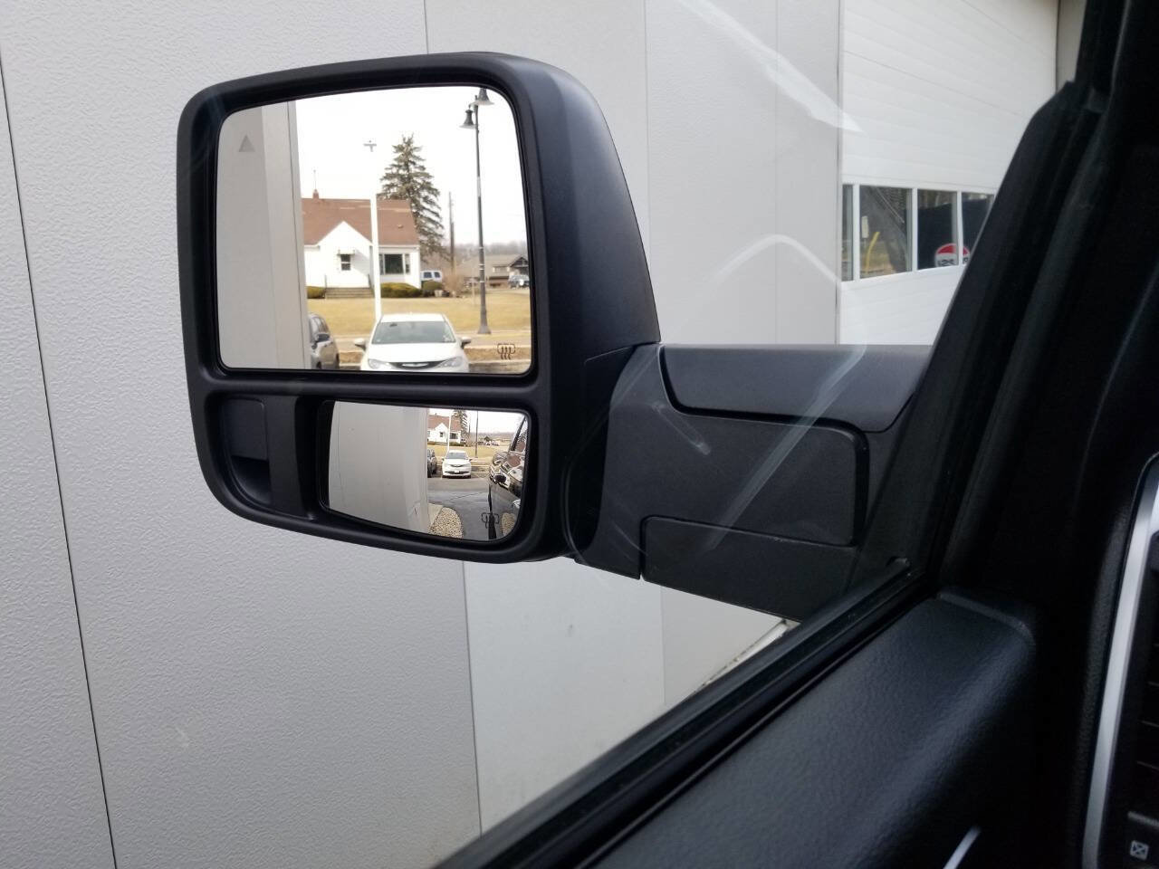 Certified 2024 RAM 2500 Big Horn w/ Safety Group image 32