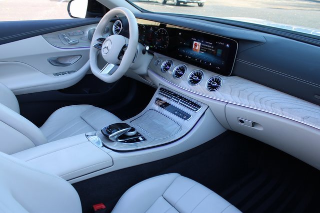 Used 2023 Mercedes-Benz E 450 Cabriolet image 13