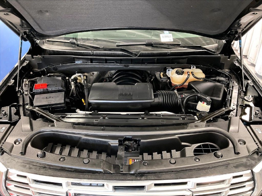 Used 2025 GMC Yukon Denali AWD/4WD image 30