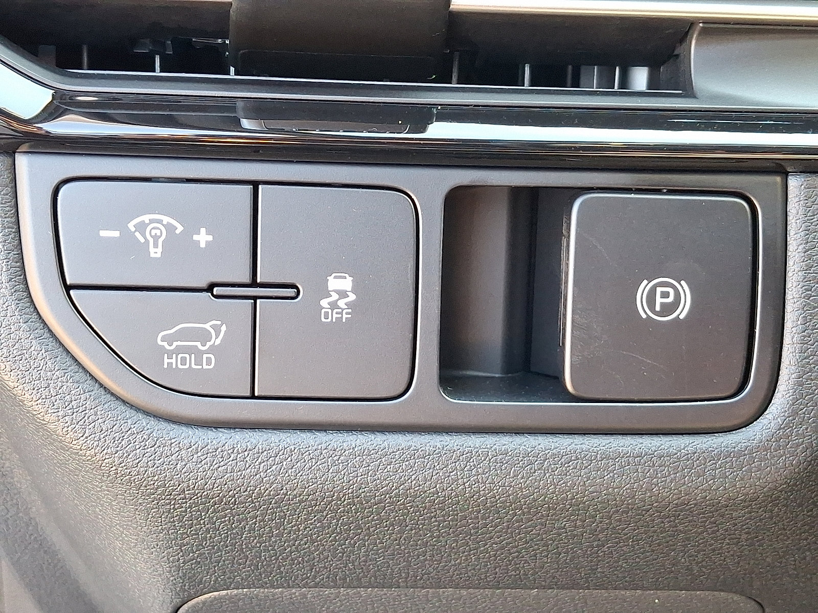 New 2026 Kia Sportage X-Line w/ X-Line Technology Package AWD/4WD image 24