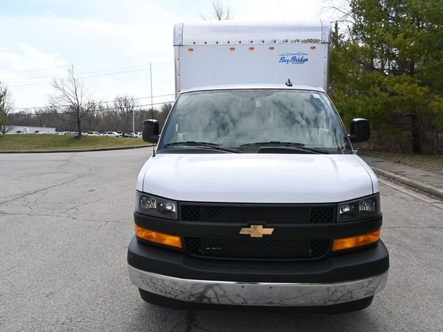 New 2026 Chevrolet Express 3500 w/ Power Convenience Package image 4
