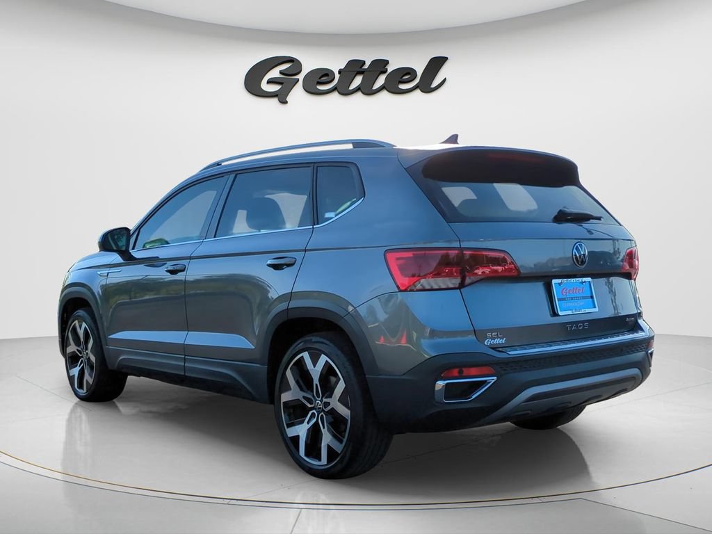 Used 2022 Volkswagen Taos SEL w/ Panoramic Sunroof Package AWD/4WD image 6