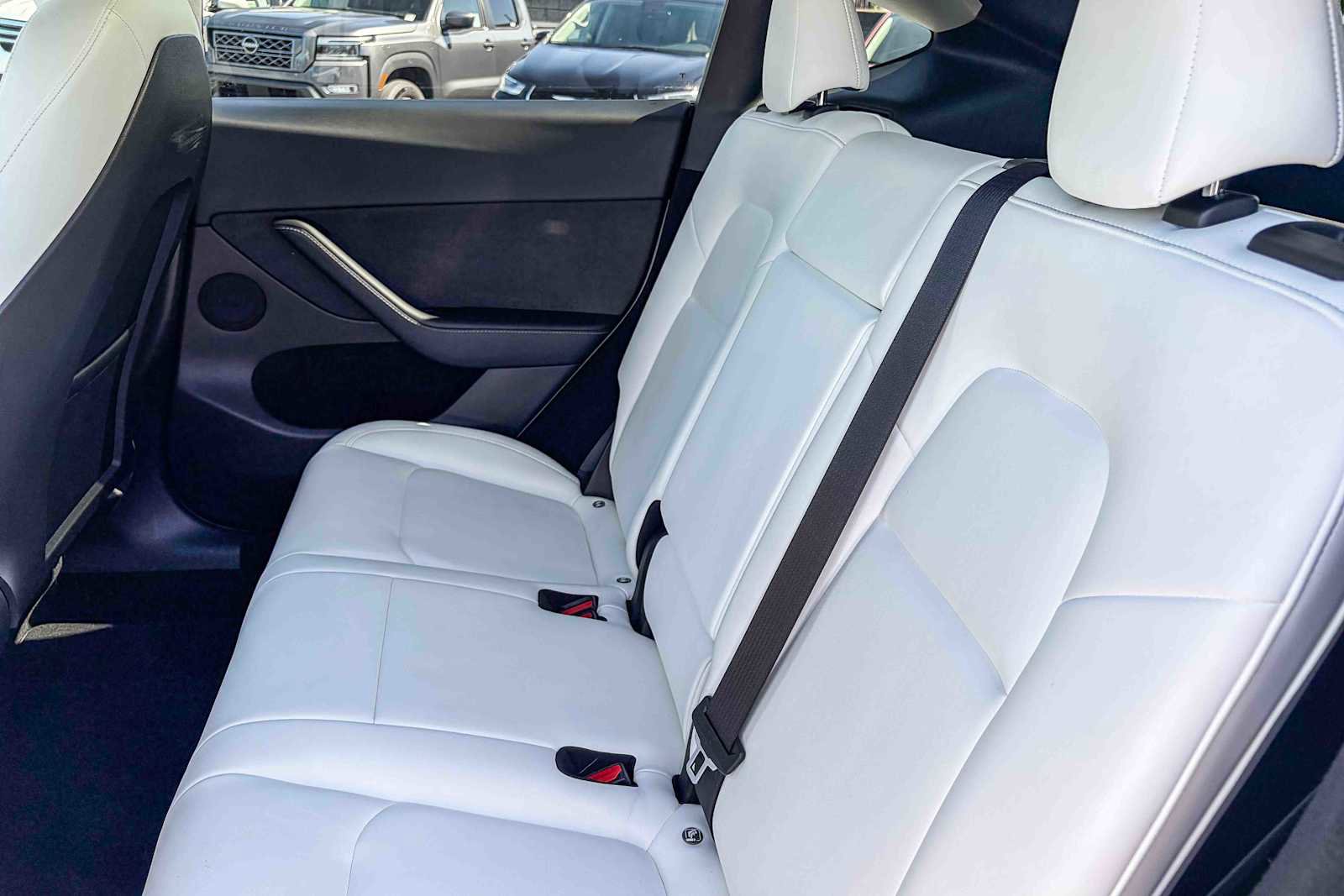 Used 2023 Tesla Model Y Long Range image 17