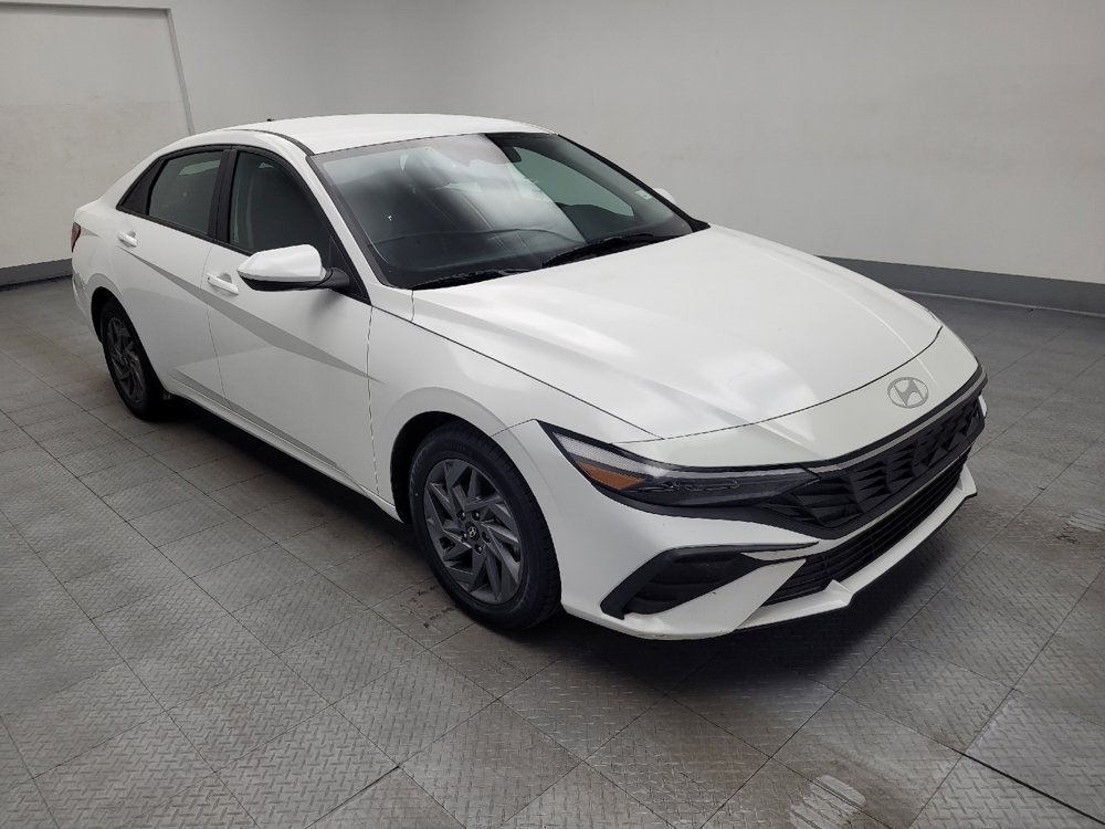 Used 2024 Hyundai Elantra SEL FWD image 13