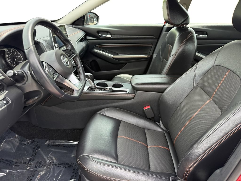 Used 2019 Nissan Altima 2.5 SR FWD image 9