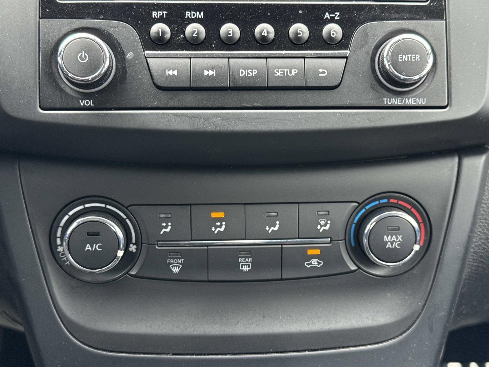 Used 2016 Nissan Sentra S image 10