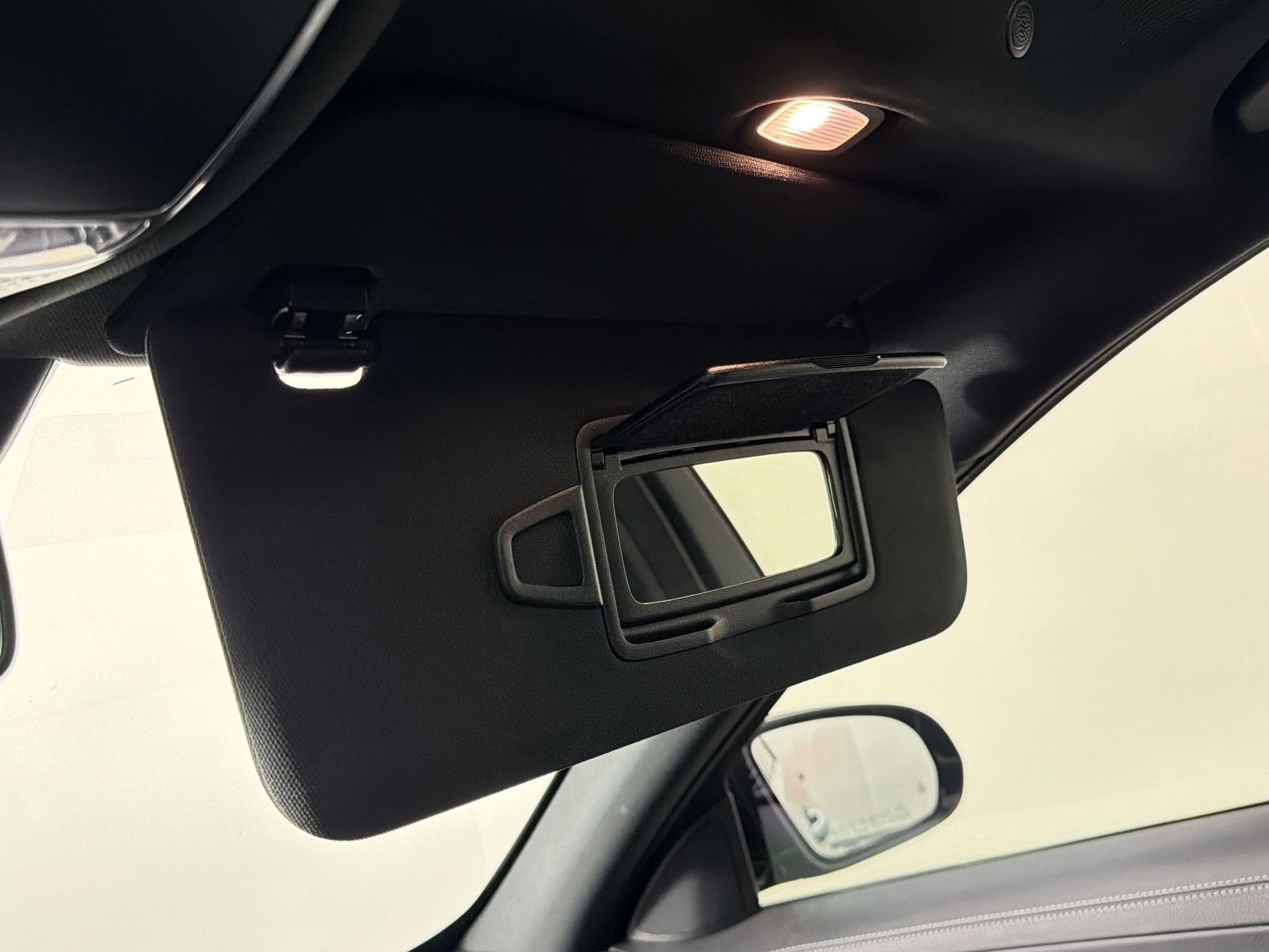 Used 2020 Mercedes-Benz S 560 Sedan image 26