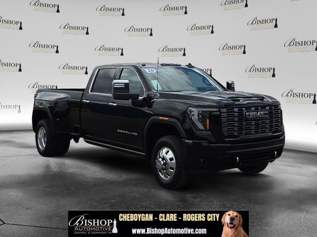 Used 2026 GMC Sierra 3500 Denali Ultimate AWD/4WD image 1