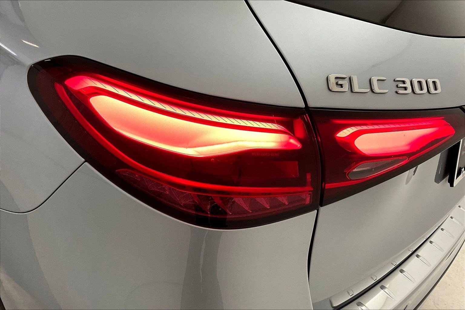 Certified 2025 Mercedes-Benz GLC 300 4MATIC image 23