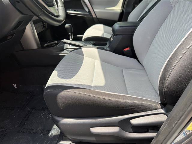 Used 2018 Toyota RAV4 XLE w/ Plus Extra Value Package AWD/4WD image 12