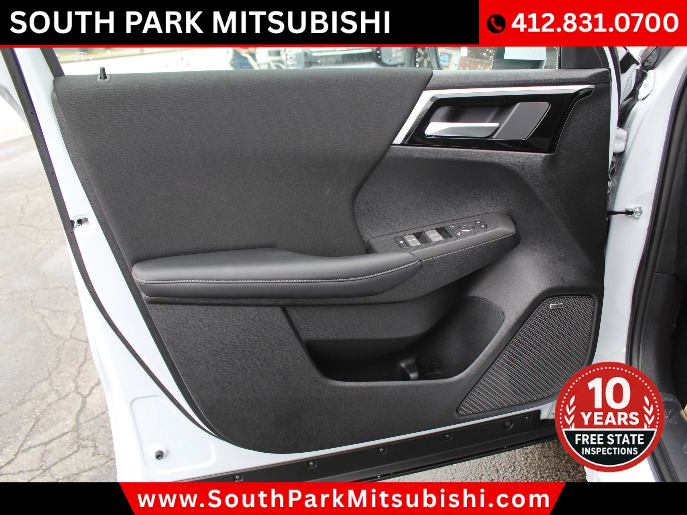 New 2026 Mitsubishi Outlander ES image 13