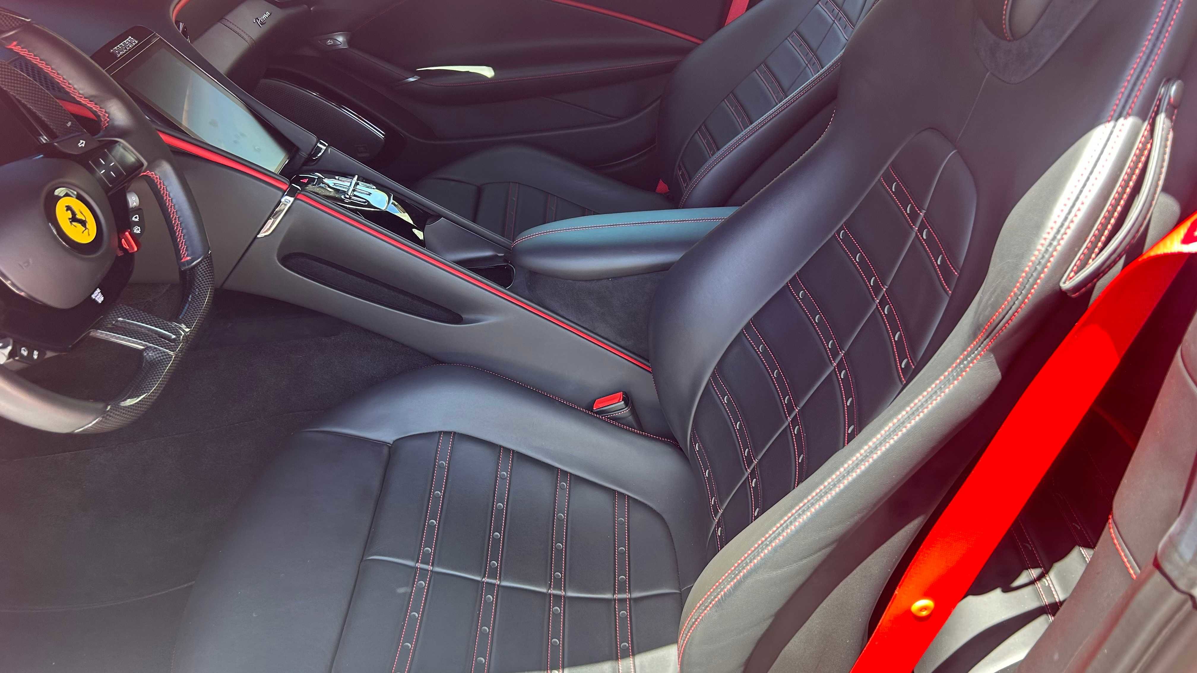 Used 2022 Ferrari Roma RWD image 14
