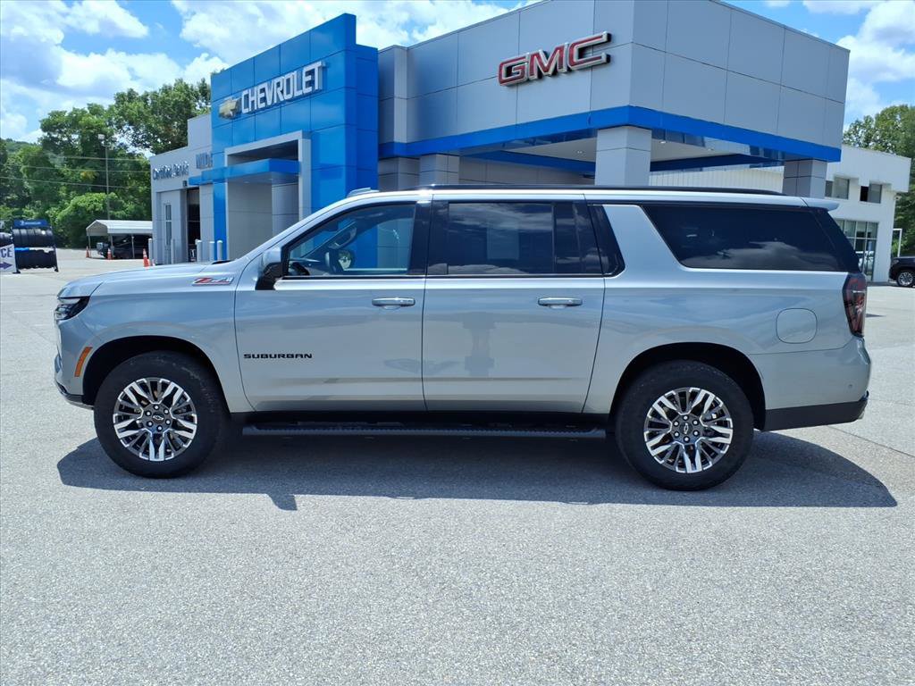 Certified 2025 Chevrolet Suburban Z71 AWD/4WD image 7