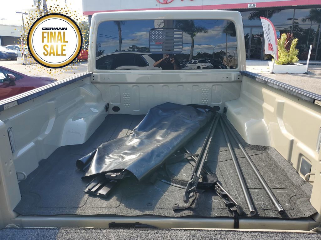 Used 2022 Jeep Gladiator Mojave w/ LED Lighting Group image 19